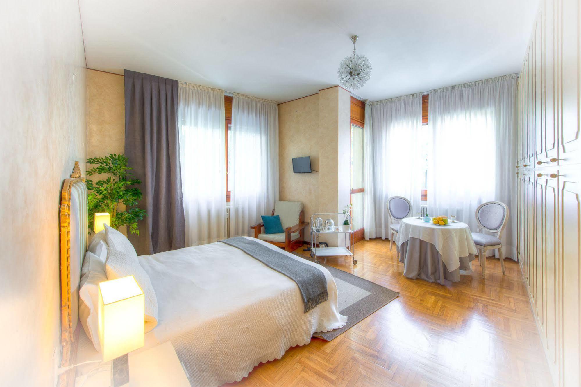 B&B San Benedetto Бергамо Экстерьер фото